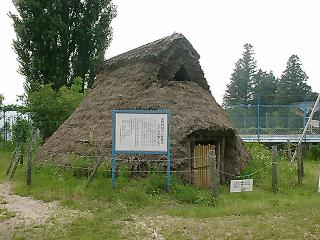 竪穴式住居（小学校）