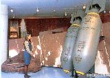 1トン爆弾レプリカ