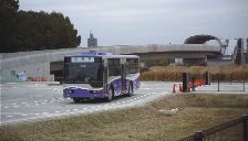 ガイドウェイバスの車両 (小幡緑地駅)