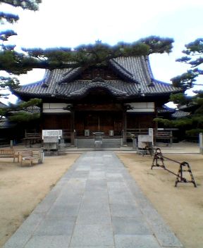 長尾寺本堂