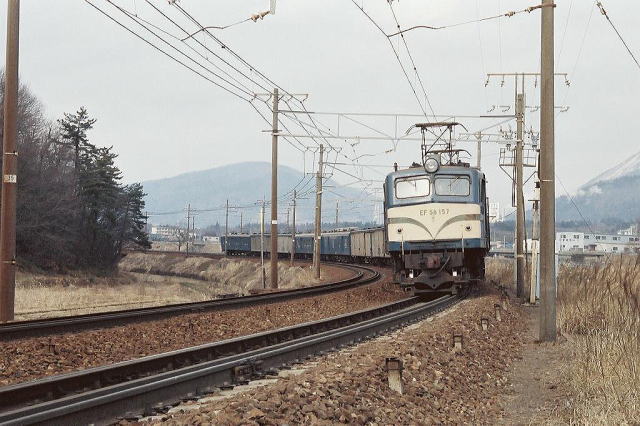 EF58 157 荷物列車