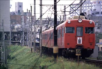 終点上飯田駅へ入線する7300系