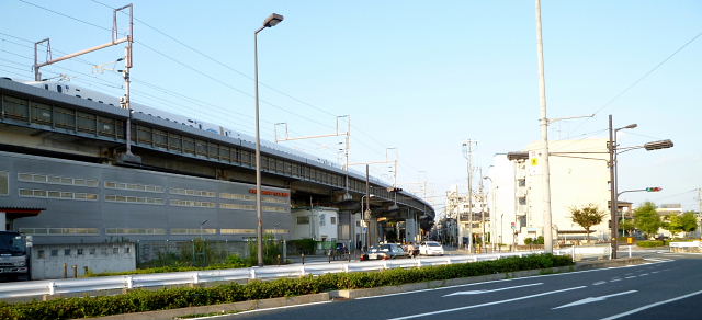 東海道新幹線新大阪付近