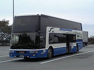 中央道昼特急2階建てバス JRバス関東三菱ふそうエアロキング