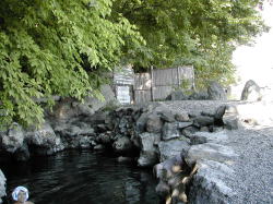 支笏湖畔・丸駒温泉の露天風呂