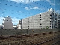 金沢駅を発車