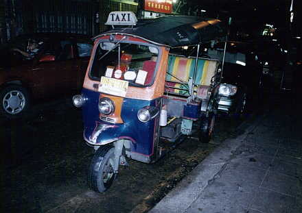 写真：バンコクのタクシー