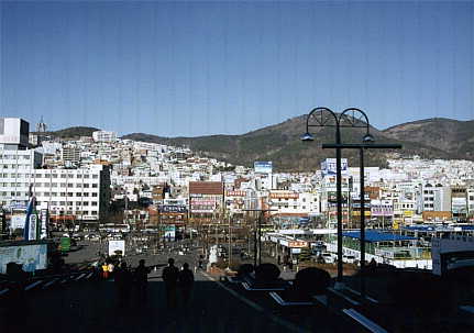 釜山駅から