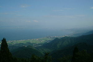 シャカ岳駅から琵琶湖の眺め