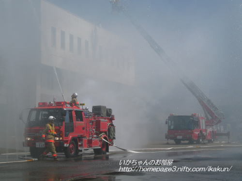 大規模建物火災消火・救出訓練（その1）