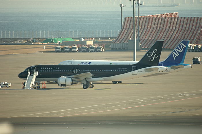 SF A320-200（JA01MC）