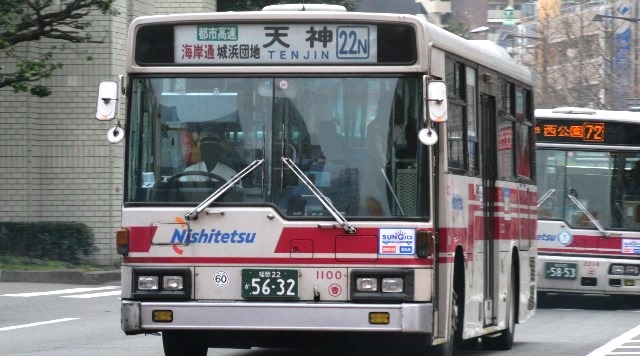 西鉄バス1100,KC-LV380N,香椎浜営業所