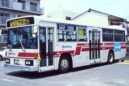 西鉄バス,3918,赤バス,宇美,銀サッシ
