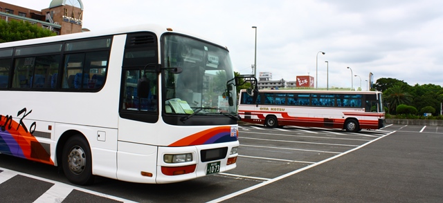 別府観光港バスターミナル、九州横断バス