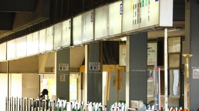 後藤寺バスセンター,バス乗り場.JPG