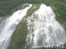 日本の滝100選 大川の滝