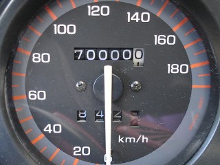 770000
