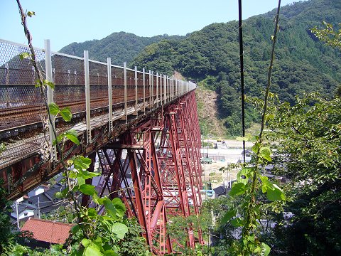 餘部駅から見た鉄橋