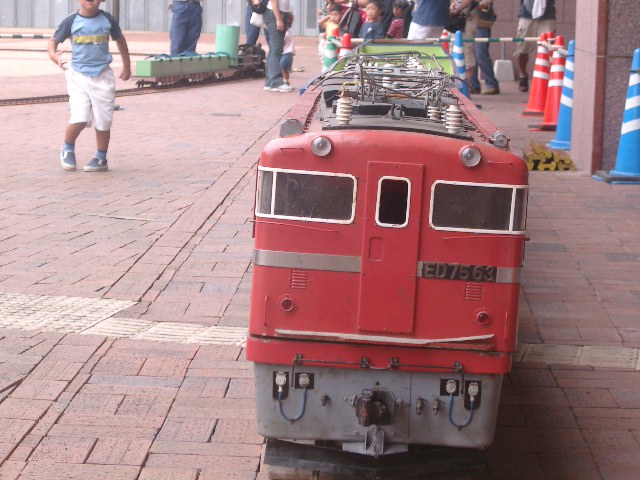 ミニ機関車