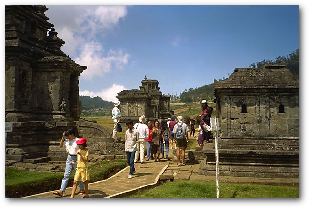 スマール寺院 他(ディエン高原)：ジャワの寺院(遺跡)：インドネシア