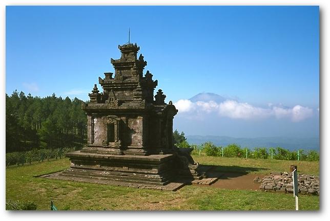 グドゥン・ソンゴ寺院(6)：ジャワの寺院(遺跡)：インドネシア
