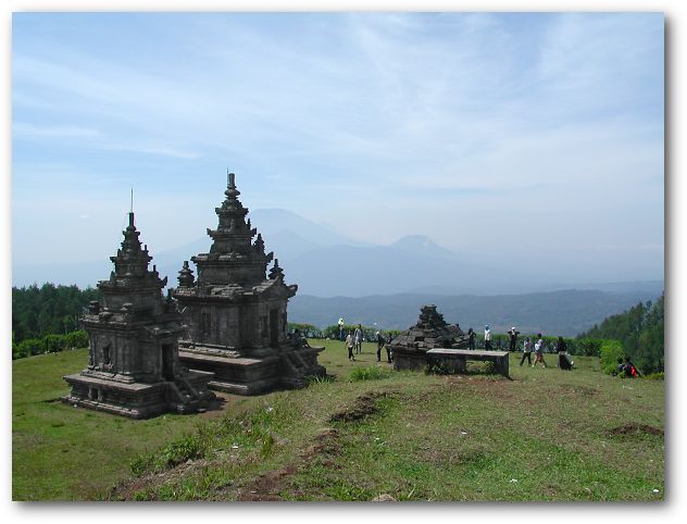 グドゥン・ソンゴ寺院(12)：ジャワの寺院(遺跡)：インドネシア