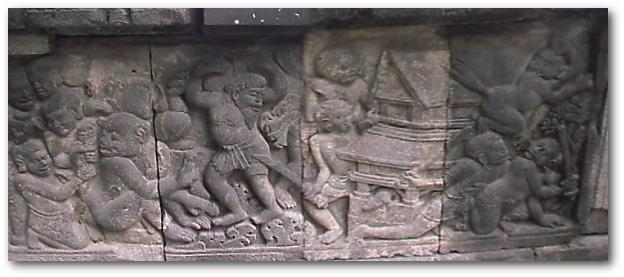 プランバナン寺院のラーマーヤナ レリーフ(19)「ハヌマン火刑」(ユネスコ世界遺産)：ジャワの寺院：インドネシア