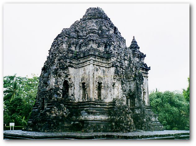 カラサン寺院(2)：ジャワの寺院(遺跡)：インドネシア