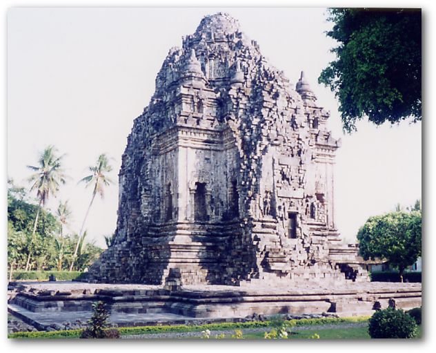 カラサン寺院(3)：ジャワの寺院(遺跡)：インドネシア