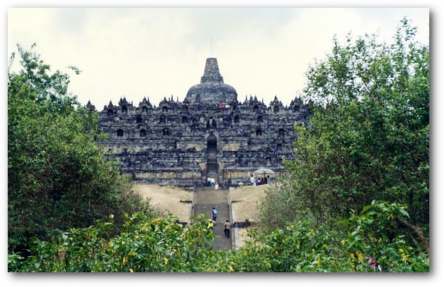 ボロブドゥール寺院(9)(ユネスコ世界遺産)：ジャワの寺院(遺跡)：インドネシア