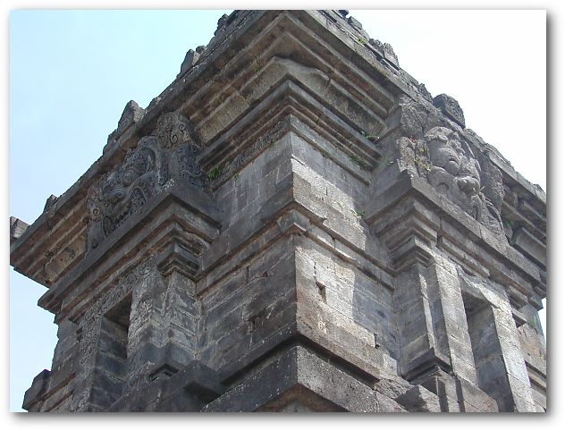 シンゴサリ寺院(2)：ジャワの寺院(遺跡)：インドネシア