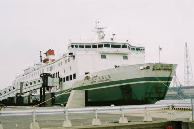 緑の船