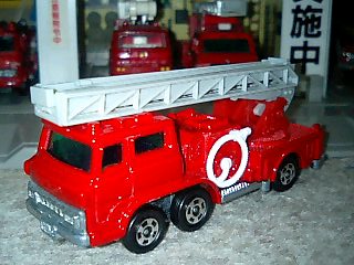 トミカー消防車ー