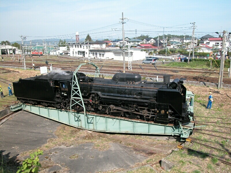 陸羽東線D51498　小牛田駅構内　転車台　②