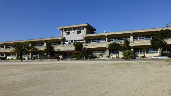 沖の島小中学校