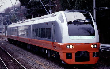 n-E653-4ren.jpg (35599 バイト)