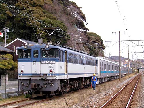 n-oer3000-651002.jpg (42516 バイト)