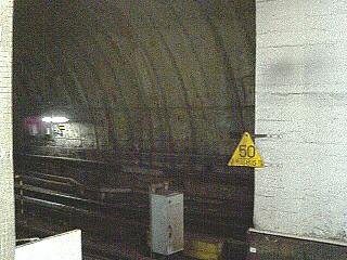 ルーフシールドのトンネル面
