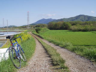 筑波山を望む田園地帯