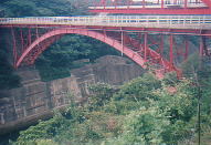 新旧の万関橋