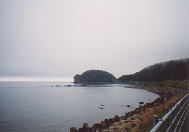 チャシコツ岬（亀岩）