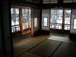 「聴禽書屋」二階
