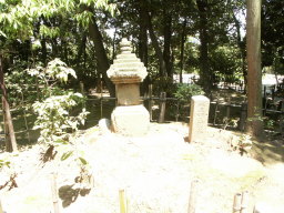 杜若姫供養塔