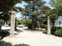 無量寿寺山門