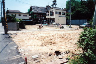 大震災後の満池谷