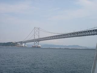 淡路島と四国を結ぶ大鳴門橋