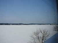 津軽山地の手前に広がる平野