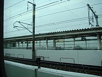 本庄早稲田駅を発車