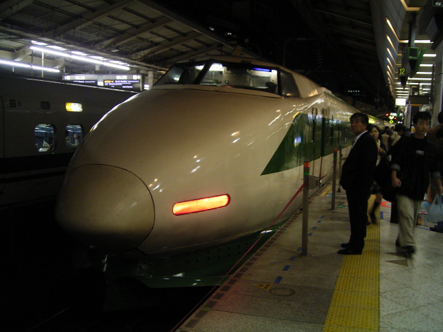 2005　東京駅ホーム　10/30