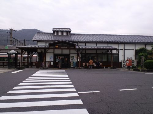 坂下・駅舎